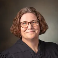 Jeanne Robison Headshot