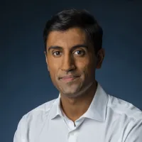 Rohan Pavuluri Headshot