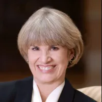 Janet Welch Headshot