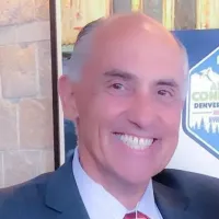 Victor Reyes Headshot