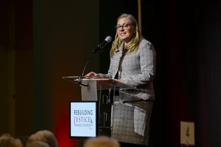 Brittany Kauffman speaking at the 2025 IAALS Rebuilding Justice Award Dinner
