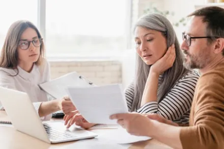 woman consulting with couple